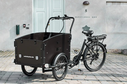 AMCARGOBIKES ULTIMATE CURVE CARGO ELECTRIC TRICYCLE – BLACK